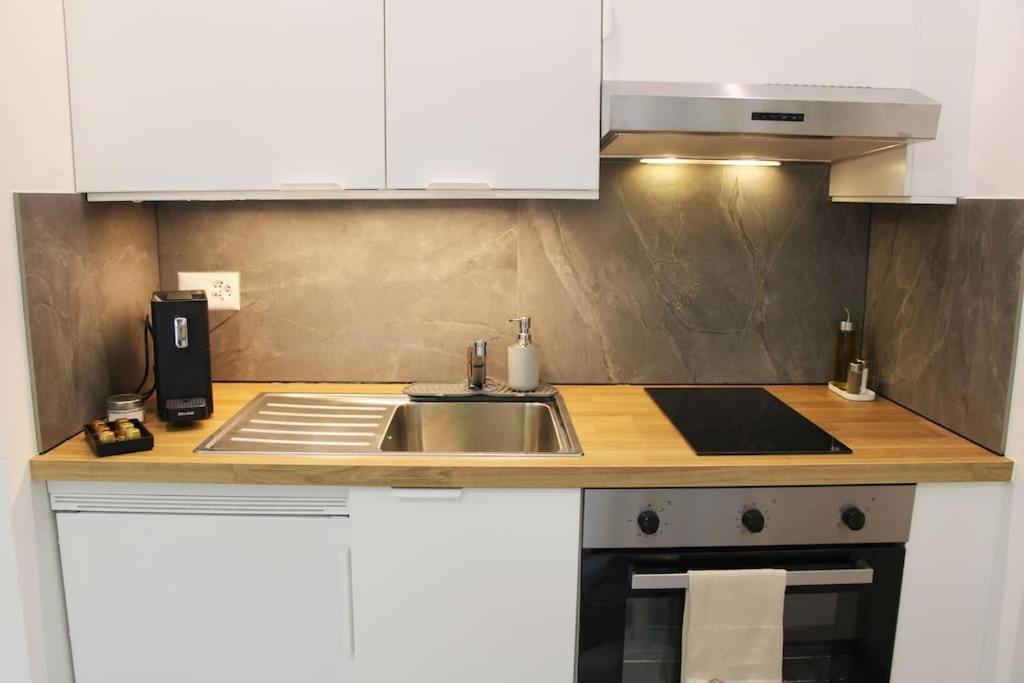 Lovely With Free Parking! Lugano